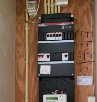 Project image-384x405.jpg uitgevoerd door De Elektricien